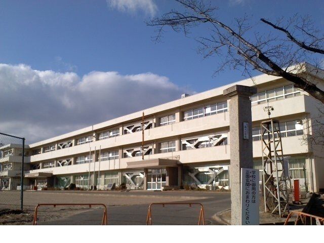 【二本松市新座のアパートの小学校】