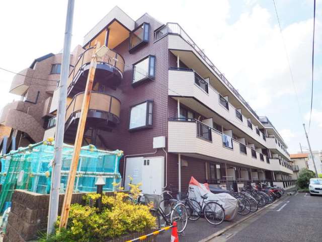 川崎市中原区今井西町のマンションの建物外観