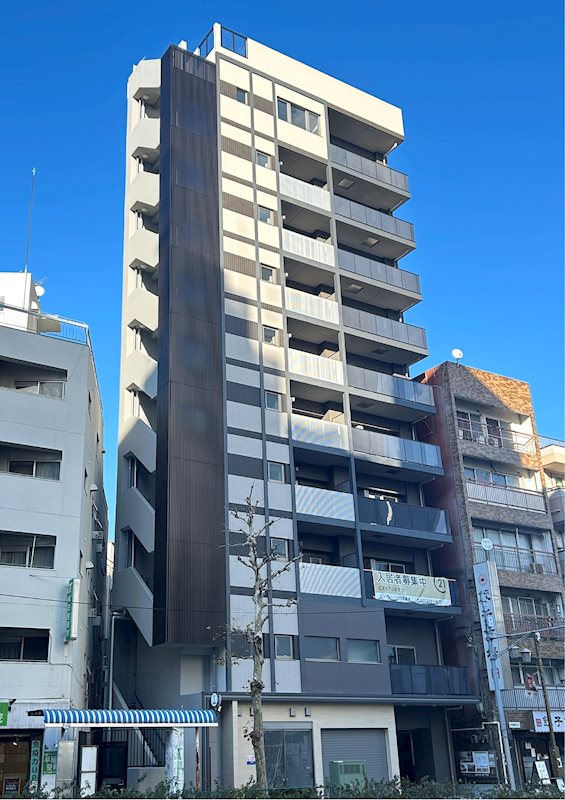 【クレイラ西早稲田の建物外観】