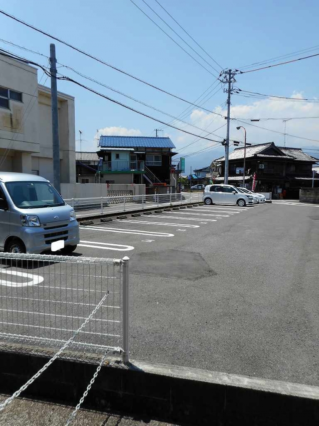 【[家電付き] エトワール☆茜の駐車場】