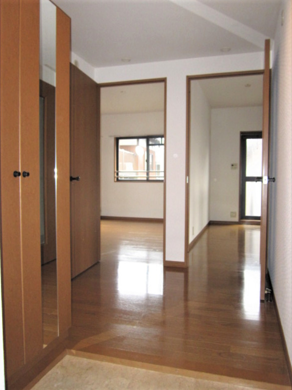 玄関　シンプルで使いやすい玄関です