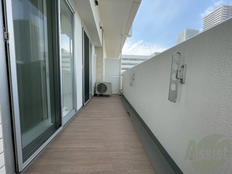 バルコニー　バルコニーです。洗濯物を干したり一息ついたりできますね！