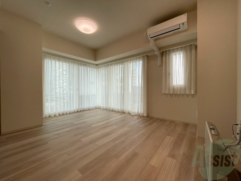 居室・リビング　広々としたリビングですね。使い勝手がよさそうですね！