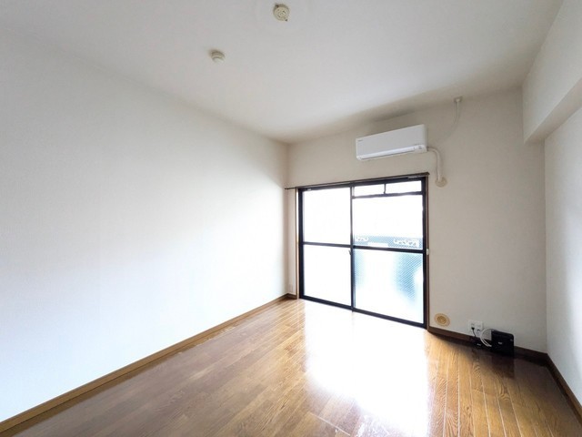 居室・リビング　他号室の写真です