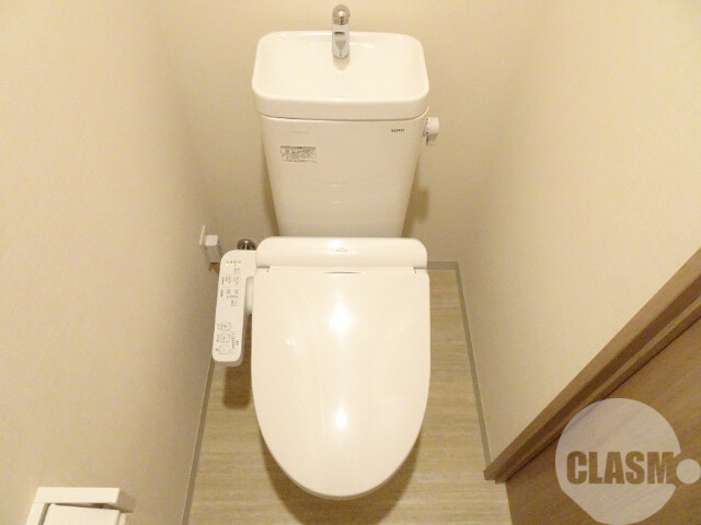 トイレ　ウォシュレット＆ウォームレット