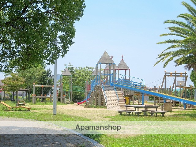 公園　西岸中央公園（公園）まで872m