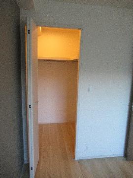 ジェルメ アンジュ メゾン　収納　ウォークインクローゼット