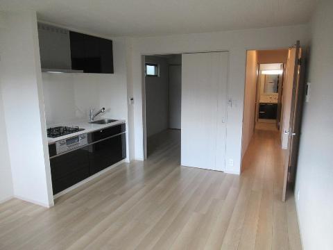 ジェルメ アンジュ メゾン　居室・リビング　室内