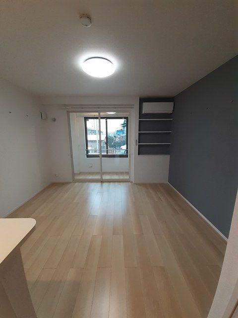 フェリシア_内装_0