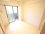バルコニー　洋室5.5帖　クローゼット付（収納充実してます）