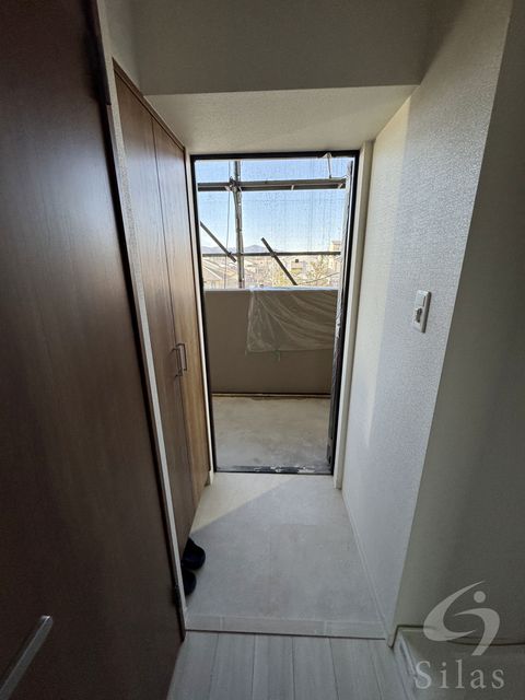 玄関　モデルルーム