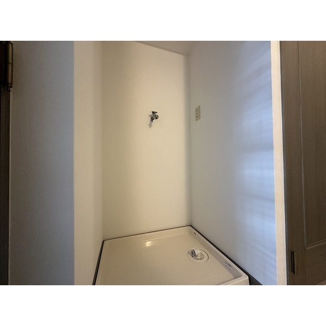 洗面設備　洗濯機置き場