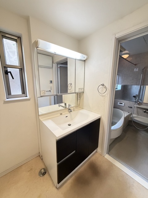 洗面設備　洗面所