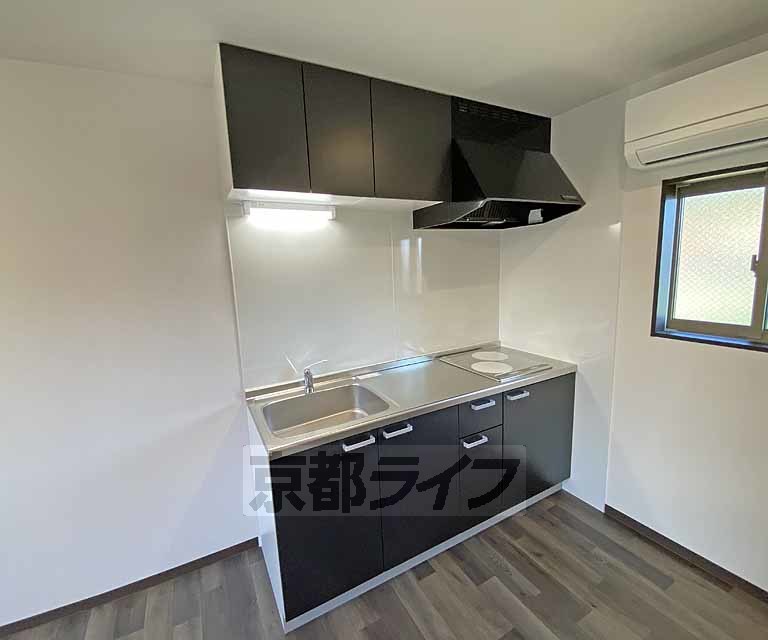 キッチン　ＩＨ式システムキッチンです。