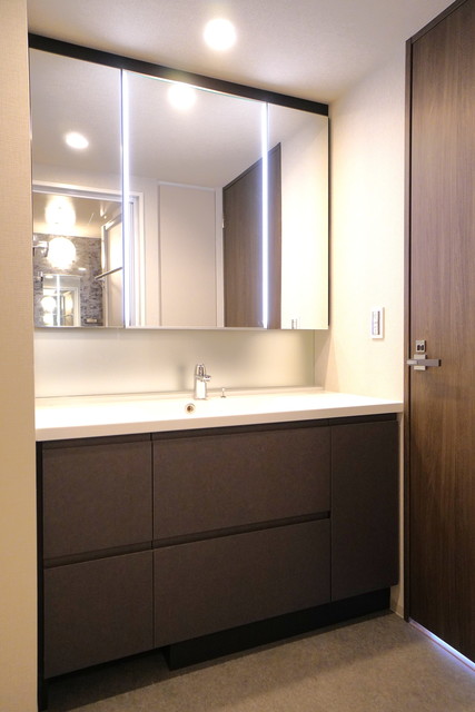 洗面設備　※写真は同タイプ住戸です。