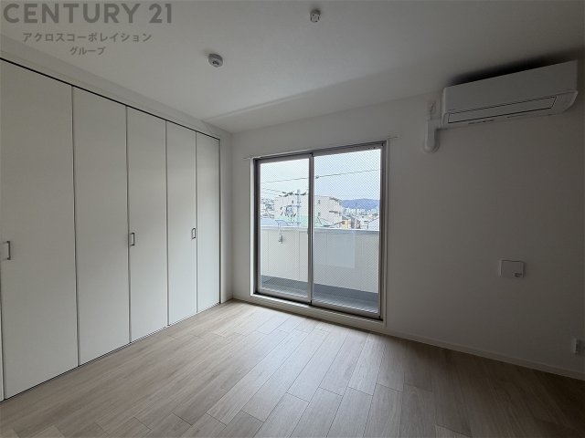 居室・リビング　こちらの居間で趣味の時間をお楽しみください