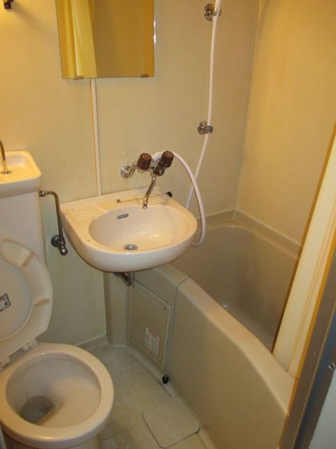 バス・シャワールーム