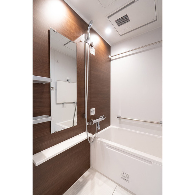 バス・シャワールーム　バス