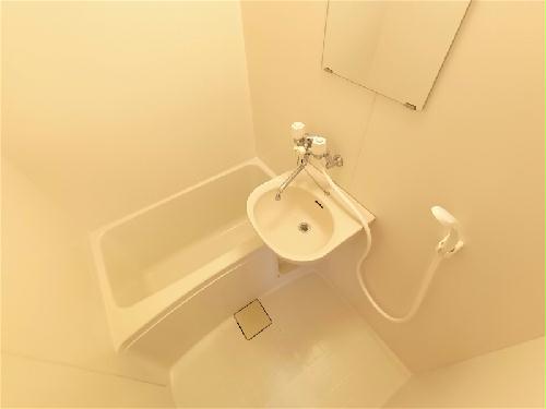 バス・シャワールーム　浴槽スペースです。