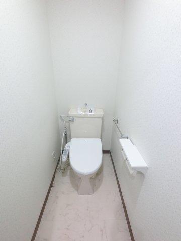 トイレ　※仕様が異なる場合が御座います