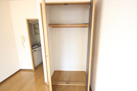 収納　※別号室の写真です