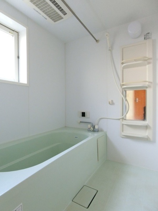 バス・シャワールーム　図面と現状に相違がある場合には現状を優先