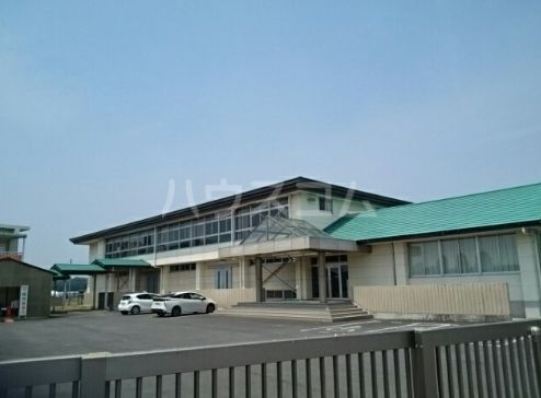 小学校　下野市立吉田西小学校（小学校）まで1902m