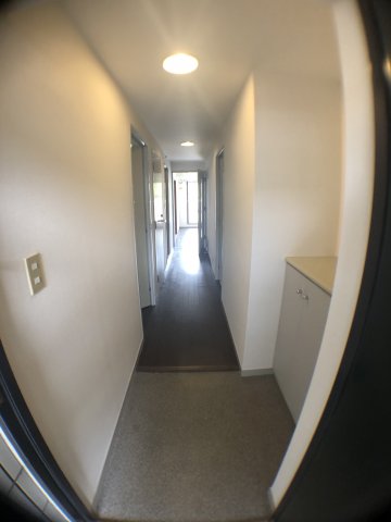 玄関　明るい玄関です