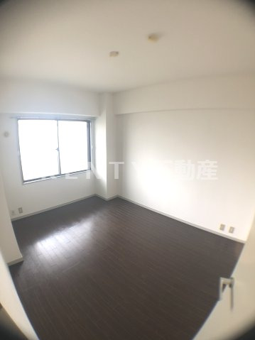 居室・リビング　こちらの居間で趣味の時間をお楽しみください