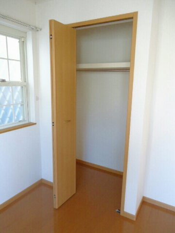 収納　たっぷりとした収納スペースです