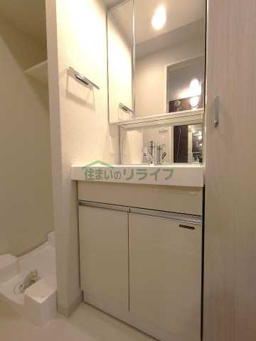 洗面設備　別部屋の参考写真です。