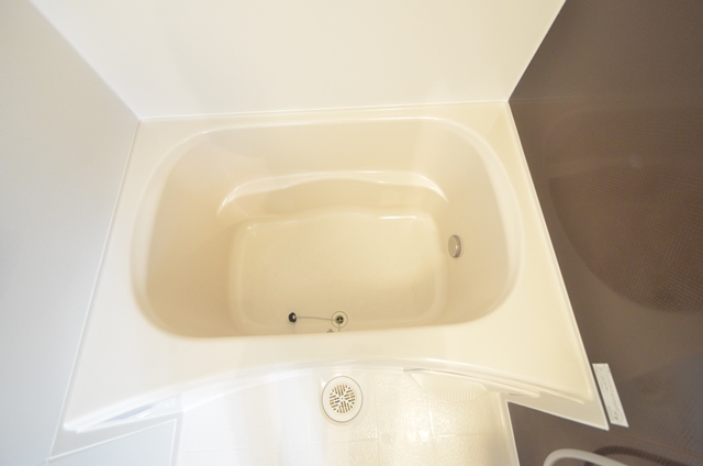 バス・シャワールーム　浴室乾燥機付きで便利です！