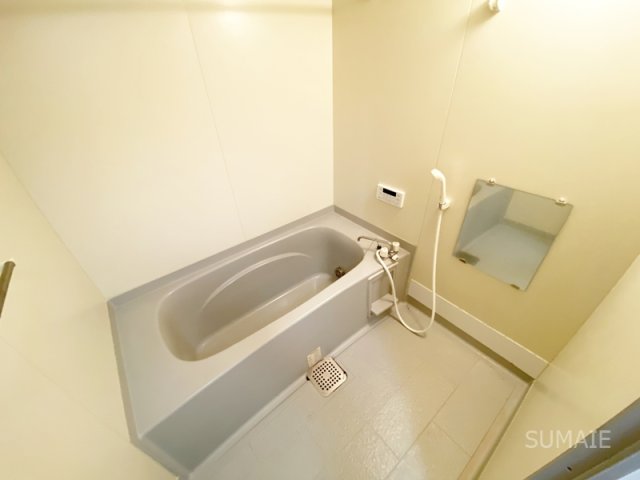 バス・シャワールーム　バスルーム！