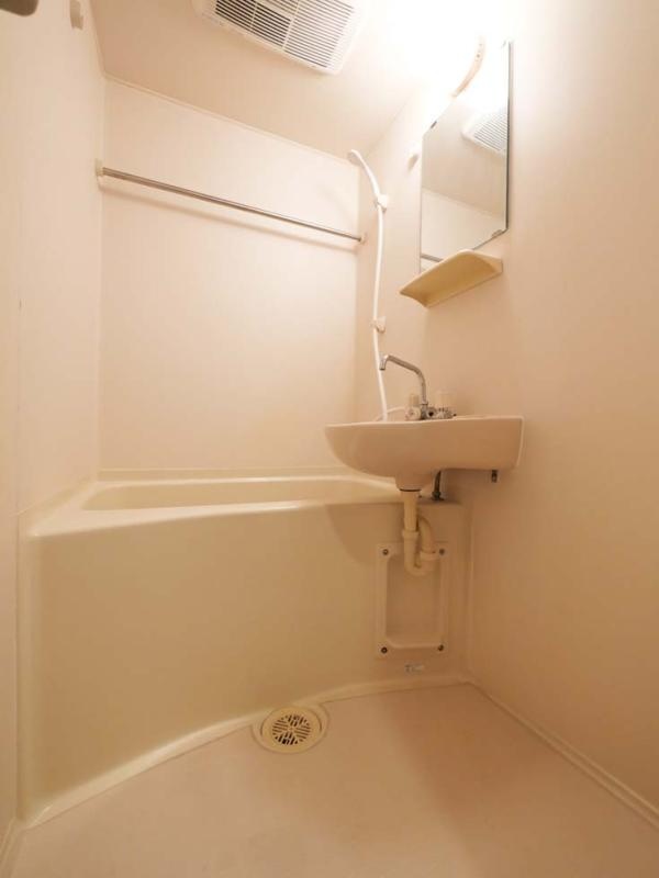 バス・シャワールーム　☆ゆったりお風呂☆