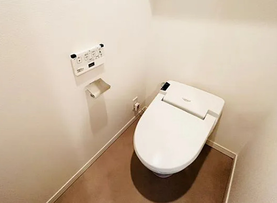 トイレ　※別部屋の参考写真です。