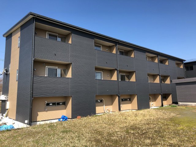 建物外観　イオンタウン姶良まで車で3分、蒲生方面への移動にも便利