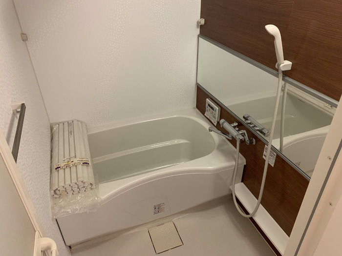 バス・シャワールーム　お風呂です