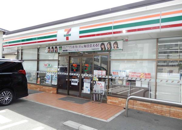 コンビニ　セブンイレブン福岡横浜2丁目店（コンビニ）まで382m