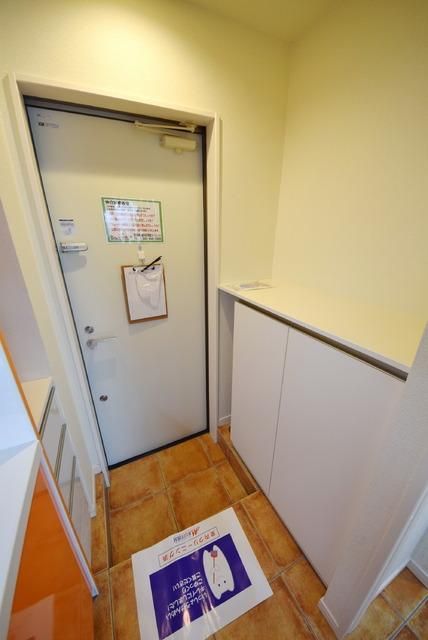 玄関　★他号室の参考画像です★