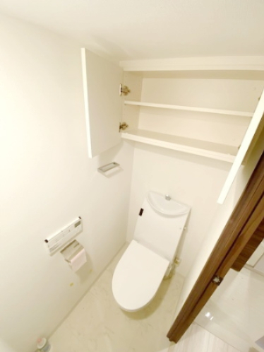 トイレ　別部屋参考写真