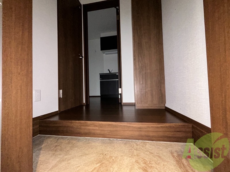玄関　こちらは玄関から撮影した写真になります。
