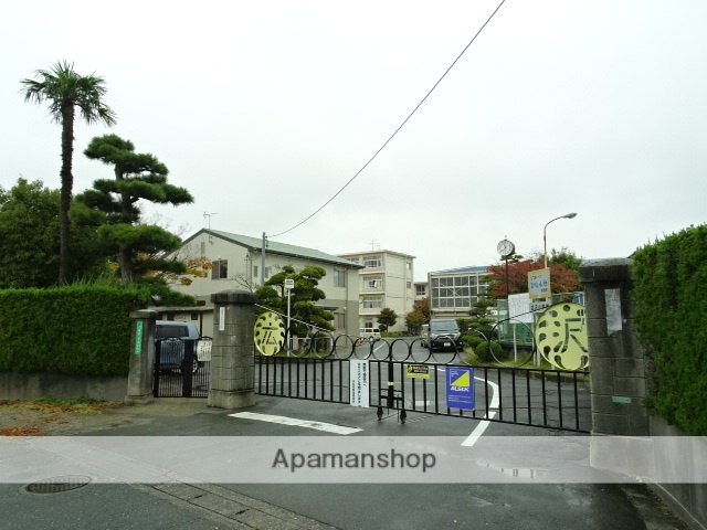 小学校　広沢小学校（小学校）まで417m