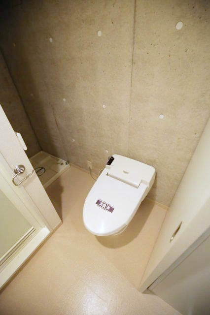 トイレ　落ち着いた色調のトイレです♪
