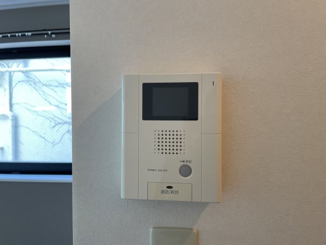 セキュリティ　モニター付きインターホン