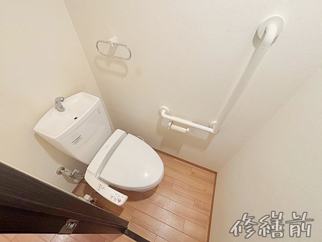 地下鉄名城線 瑞穂運動場東駅 徒歩8分 9階建 築18年のトイレ写真