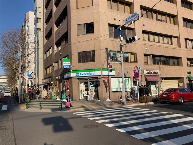 コンビニ　ファミリーマート築地本願寺前店（コンビニ）まで1041m