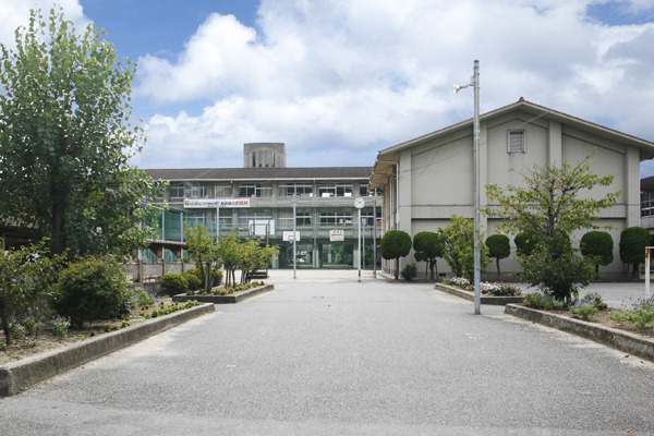 中学校　倉敷市立福田南中学校（中学校）まで1479m