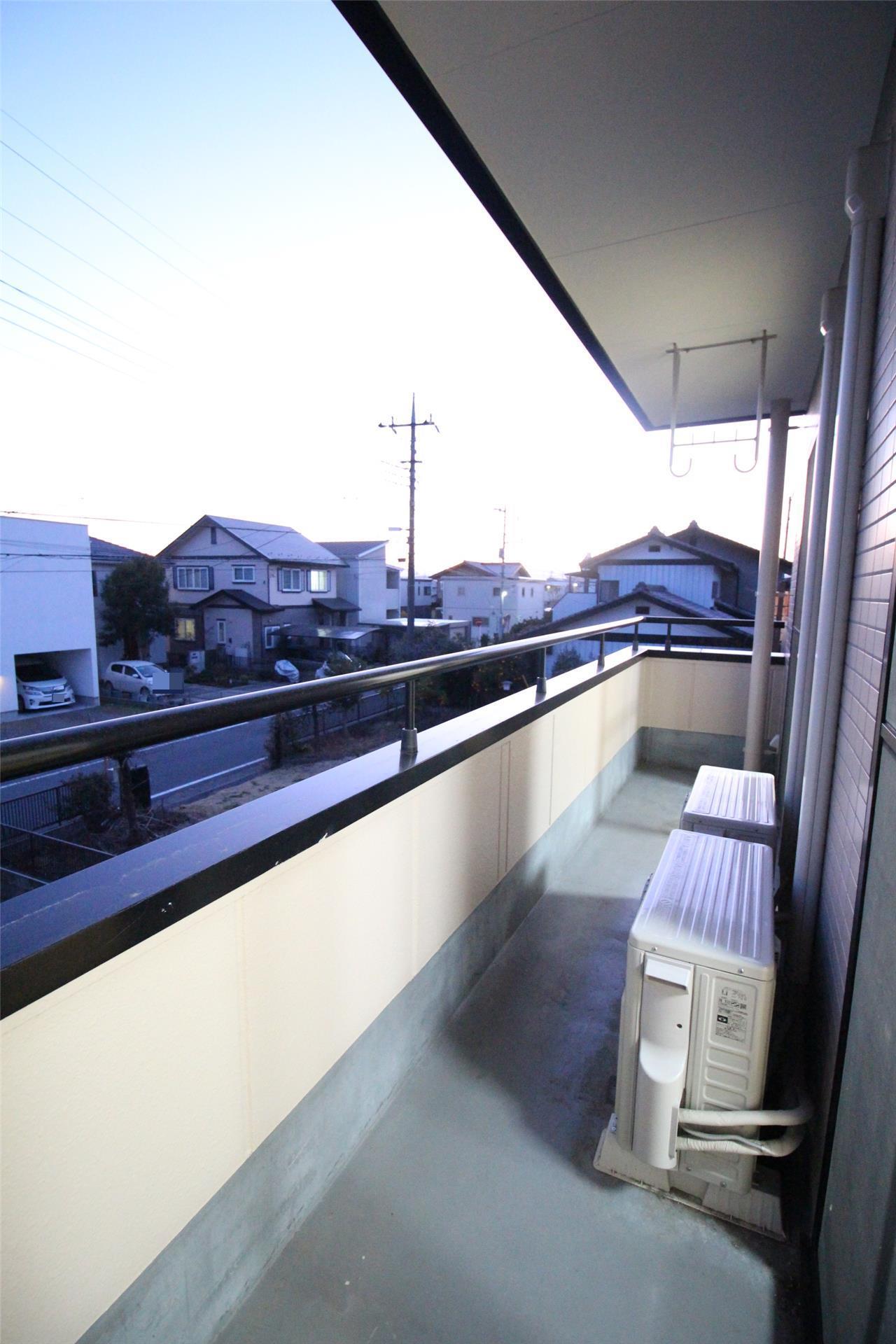 バルコニー　他の部屋の写真になります。現状優先。