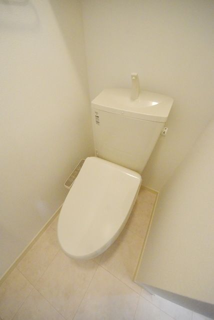 トイレ　★洗浄機付きの洋式トイレです★