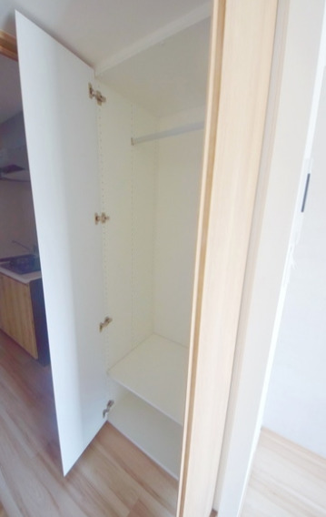 収納　別部屋反転写真